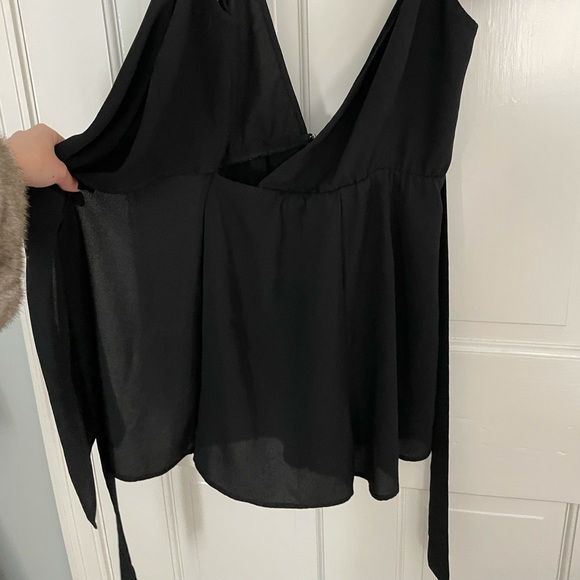 NWOT Show Me Your MuMu Black Elena Wrap Romper - Picture 9 of 12